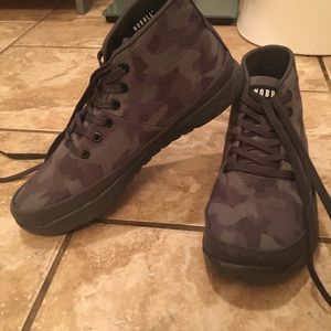 Gray camo Nobulls